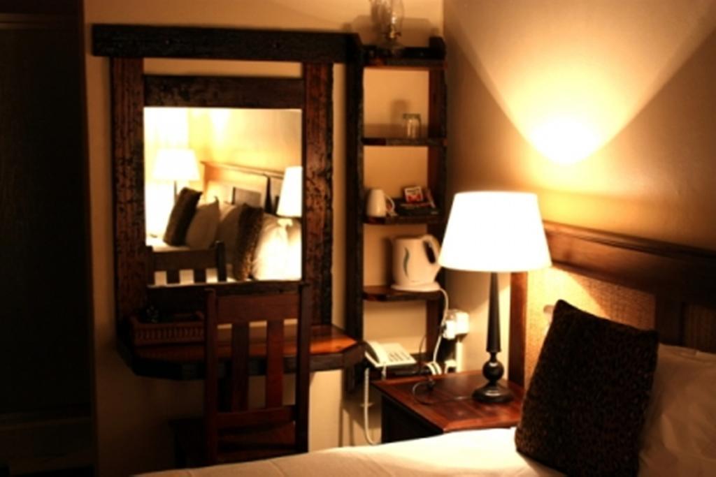 Croc River Lodge كوماتيبورت المظهر الخارجي الصورة